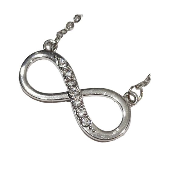 Beautiful Silver Infinity Necklace Made with Brilliant Swarovski‎ Crystals - Picture 2 of 12